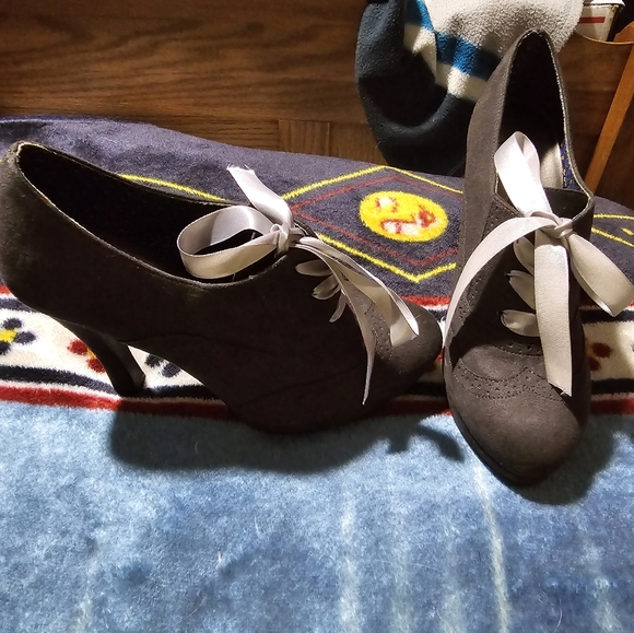 Fioni platform shoes - Picture 2 of 8